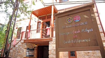 Çocuk Atölyesi ve Çocuk Kütüphanesi’ne Yoğun İlgi