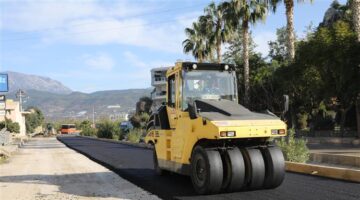 Doğu Mahallelerinde Asfaltlama Devam Ediyor