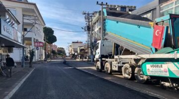 Sıcak Asfalt Çalışması Demirtaş Merkezde Sürüyor