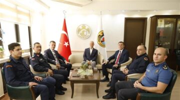 Kaymakam Ürkmezer’den Başkan Özçelik’e Ziyaret