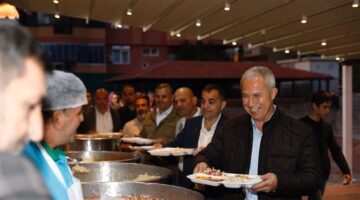 Özçelik Vatandaşlarla Buluştu