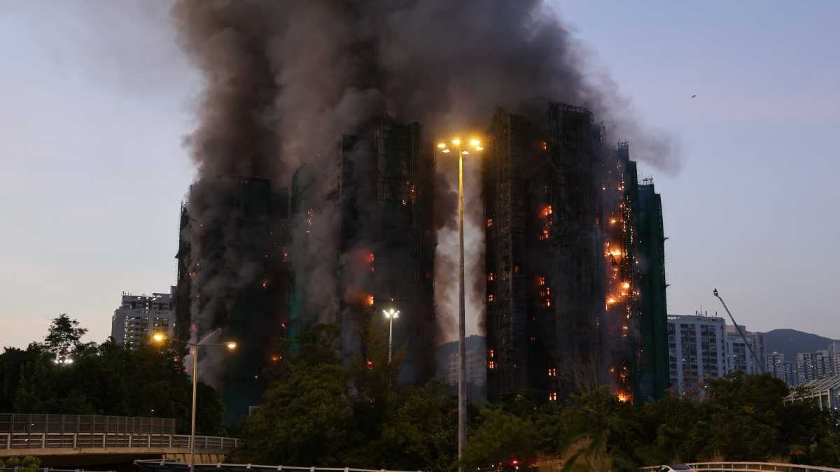 Hong Kong’da Büyük Yangın