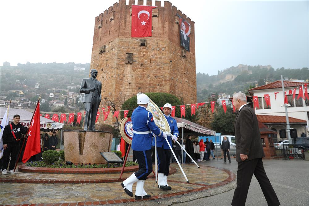 Atatürk’ün Alanya’ya Gelişinin 91.Yıl Dönümü Törenle Kutlandı