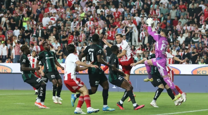 Süper Lig’de Küme Düşen Son Takım