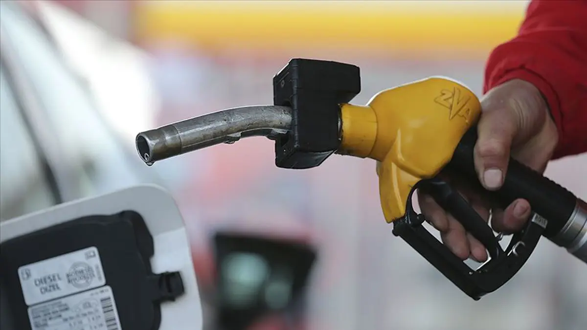 Benzin Ve Motorine Bugün İndirim Geliyor